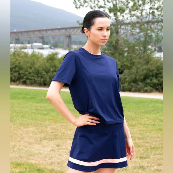 Tonic  Lily Skort, size Large - Picture 2 of 8